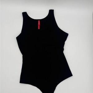 SPANX Classic Black Bodysuit Women’s Size S Snap Closure Slimming Sleeveless